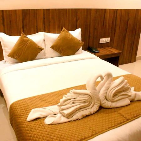 Hotel Sakura Inn Hosur Ngoại thất bức ảnh