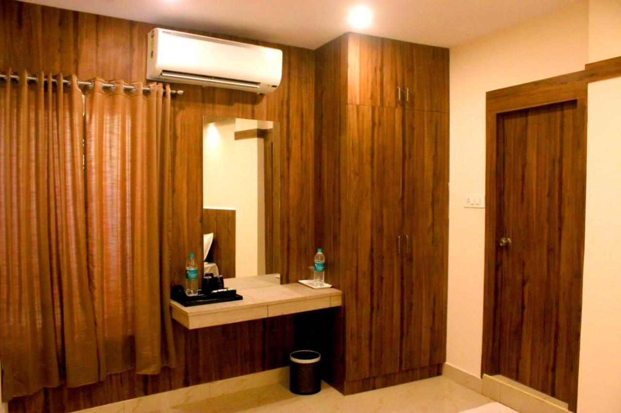 Hotel Sakura Inn Hosur Ngoại thất bức ảnh
